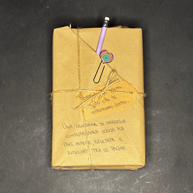 Mystery box Narrativa Contemporanea -2 libri + Gadget