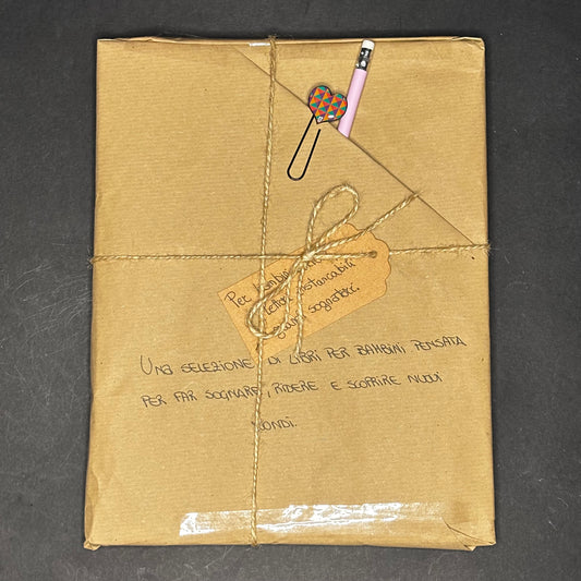 Mystery box Bambini - 2 libri + Gadget