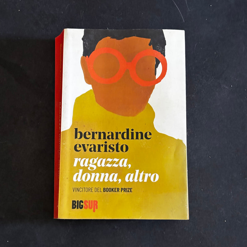 Ragazza, donna,altro
