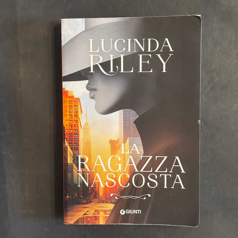 La ragazza nascosta
