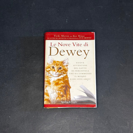 Le nove vite di Dewey