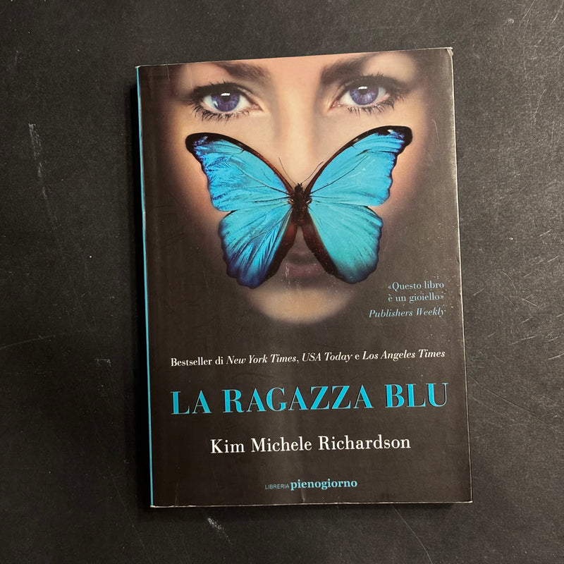 La ragazza blu